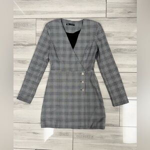 Zara Patted shoulders Gray Plaid Women's Dress, size XS